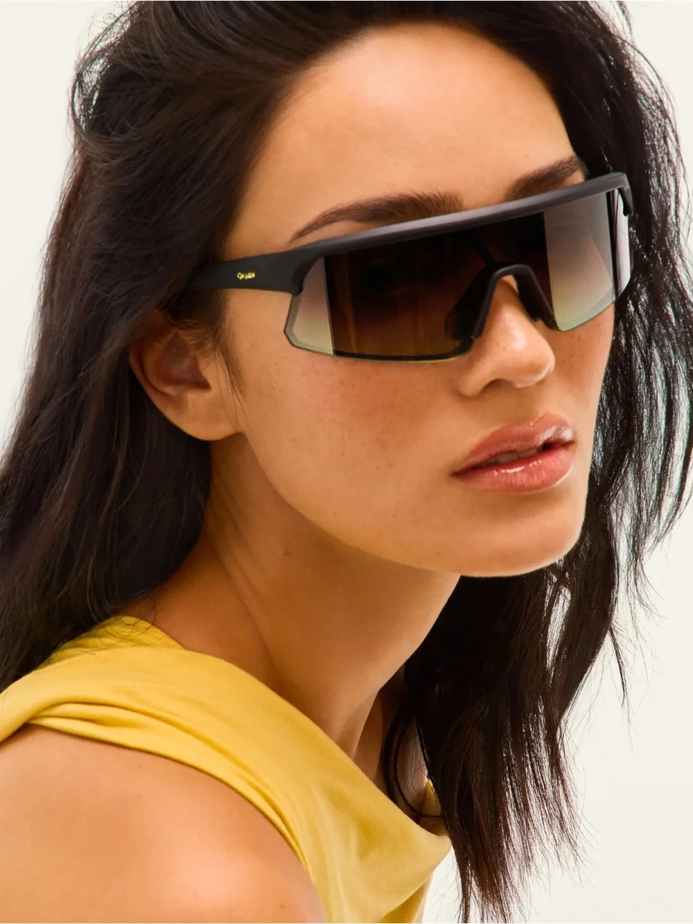 Quay CLOCK IT Matte Black Frame / Bronze Glow Lens Sunglasses